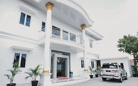 Sanama Kostel Syariah