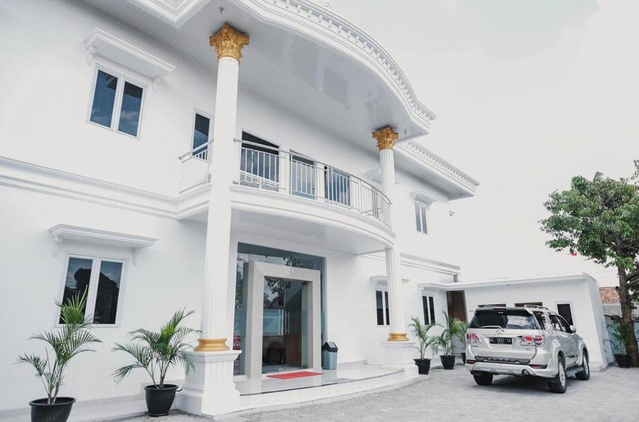 Sanama Kostel Syariah Bandar Lampung Bagian luar foto